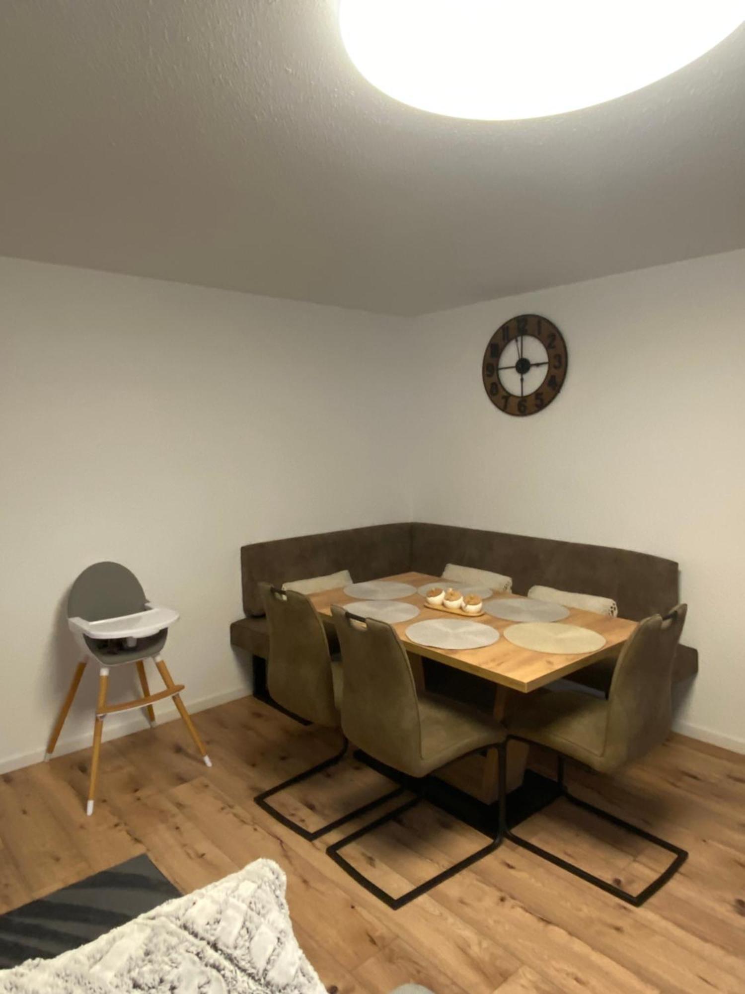אפנווייר 2 Zimmer Ferienunterkunft Gemeinsame Zeit מראה חיצוני תמונה